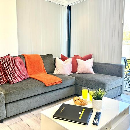 Evergreen Lodge - Two Bed Lux Flat - Parking, Garden, Patio, Wifi, Netflix - Close To Blenheim Palace & Oxford - F3 Kidlington Bagian luar foto